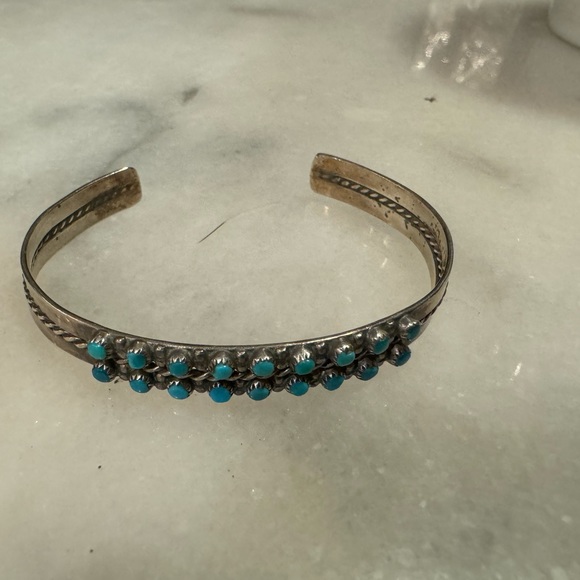 Zuni petit point turquoise and sterling silver bracelet - size 5 3/4 with 1” gap - Picture 3 of 12